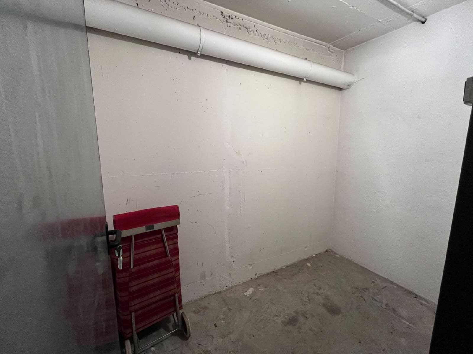 Garage te huur in Igualada - € 100 (Ref: 8653119)