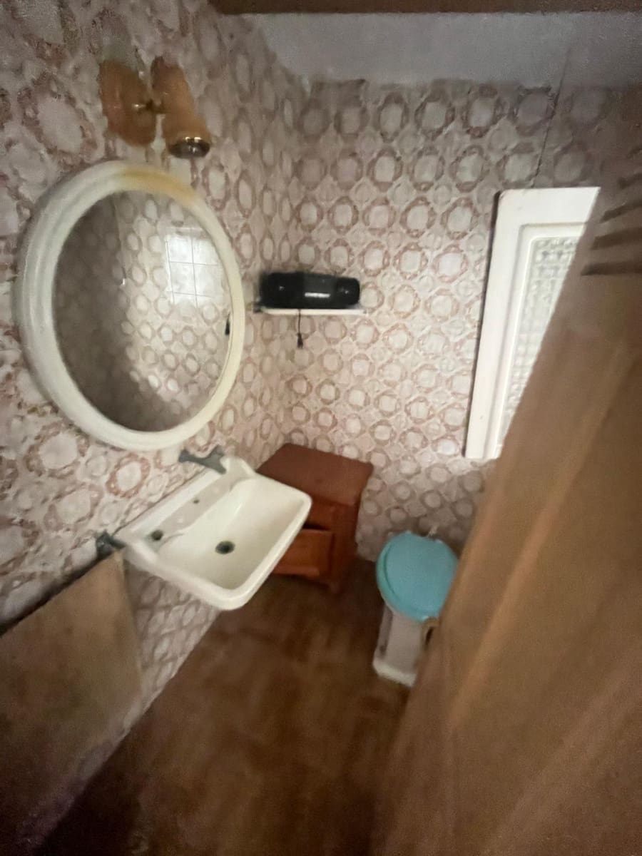 7 soveværelse Byhus til salg i Igualada - € 159.000 (Ref: 8653125)