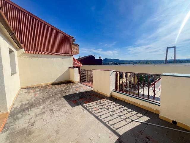 7 bedroom Townhouse for sale in Igualada - € 159,000 (Ref: 8653125)