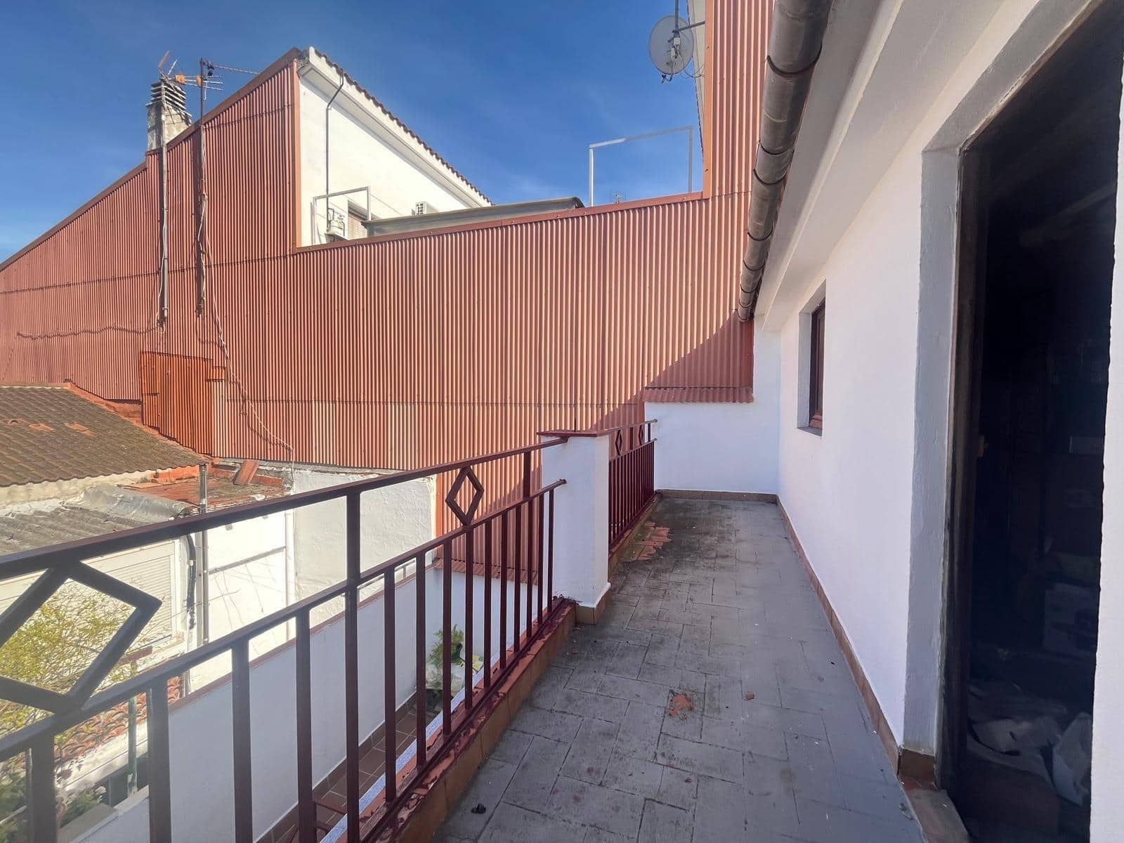7 soveværelse Byhus til salg i Igualada - € 159.000 (Ref: 8653125)