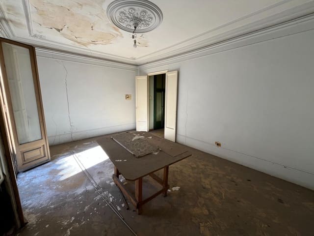 4 sovrum Lägenhet till salu i Igualada - 150 500 € (Ref: 8653130)