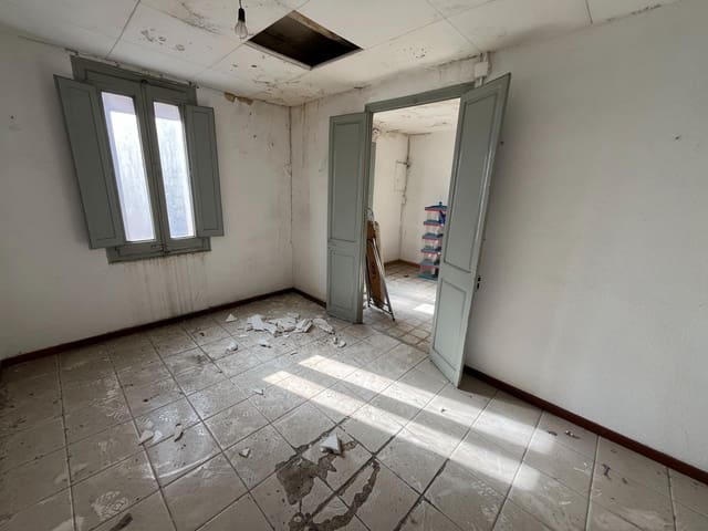 12 sypialnia Apartament na sprzedaż w Igualada - 345 000 € (Ref: 8653131)