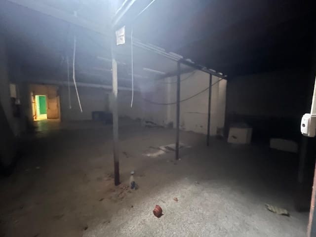 Kaupallinen myytävänä paikassa Igualada - 150 000 € (Ref: 8662725)