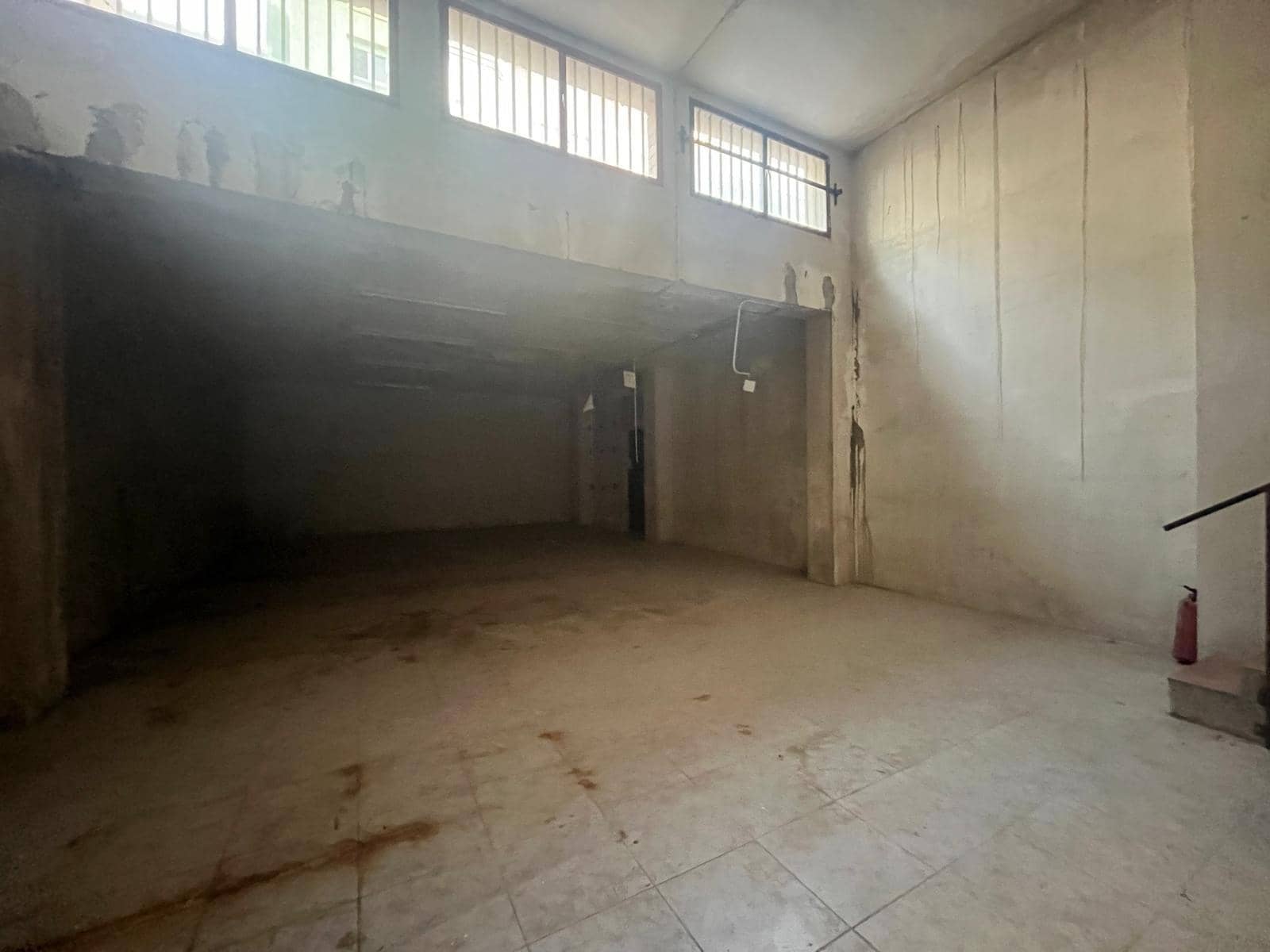 Commercial for sale in Igualada - € 150,000 (Ref: 8662725)