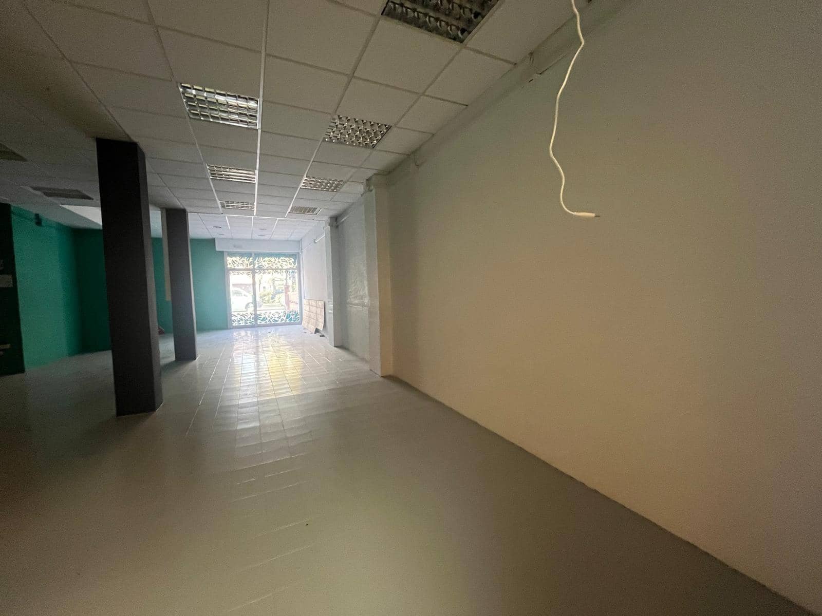 Commercial for sale in Igualada - € 150,000 (Ref: 8662725)