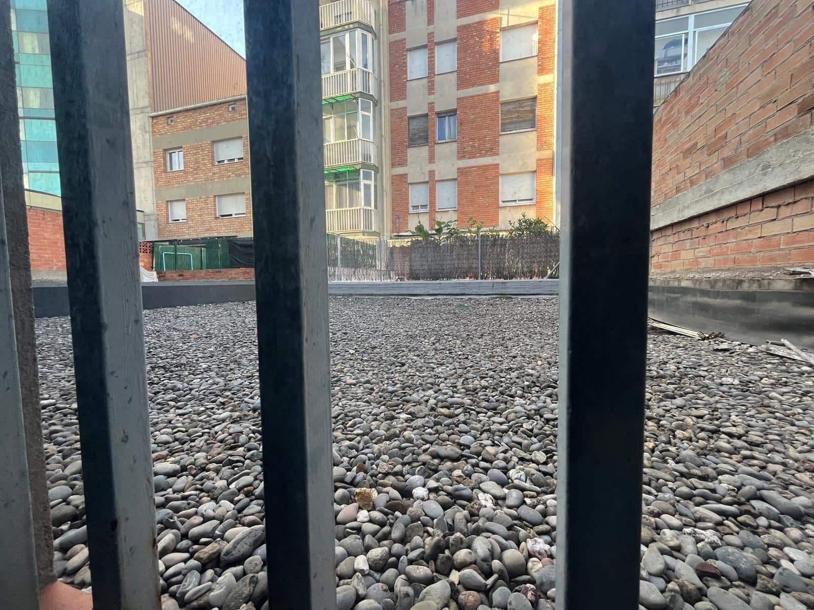 Commercial for sale in Igualada - € 150,000 (Ref: 8662725)