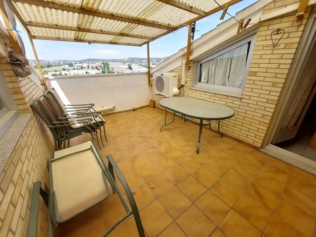 4 soveværelse Villa til salg i Odena med garage - € 259.900 (Ref: 8672068)