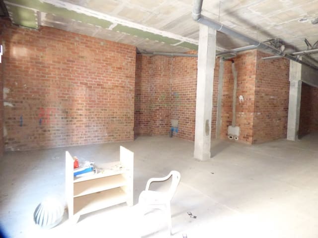 Kaupallinen myytävänä paikassa Igualada - 80 000 € (Ref: 8691049)