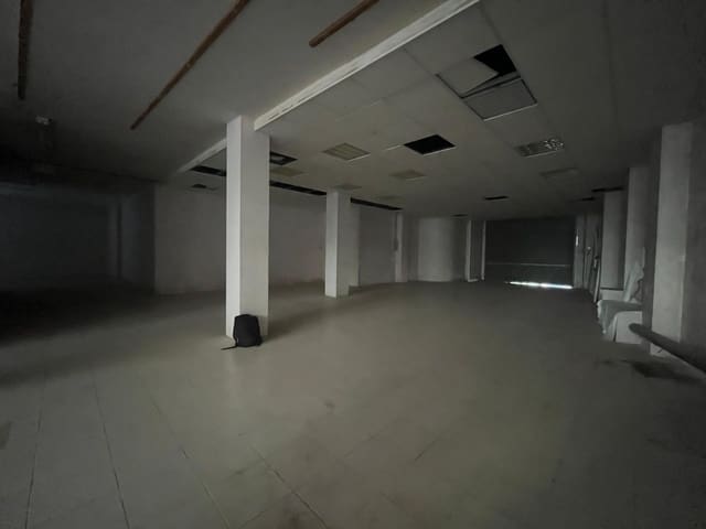 Gewerbe zu vermieten in Igualada - 900 € (Ref: 8691050)