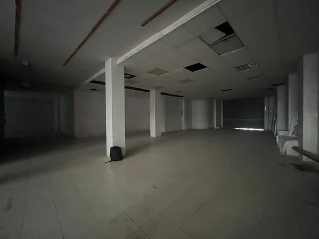 Gewerbe zu vermieten in Igualada - 900 € (Ref: 8691050)