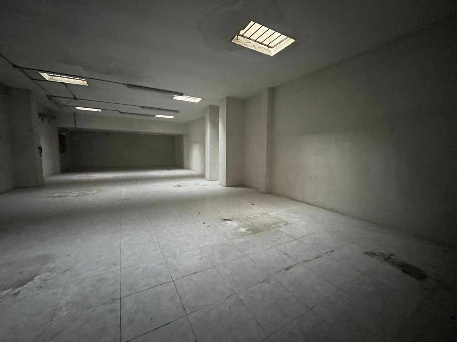 Gewerbe zu vermieten in Igualada - 900 € (Ref: 8691050)