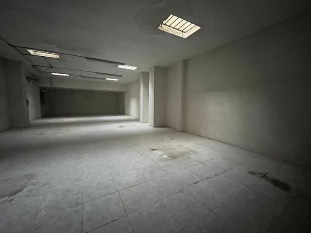 Gewerbe zu vermieten in Igualada - 900 € (Ref: 8691050)
