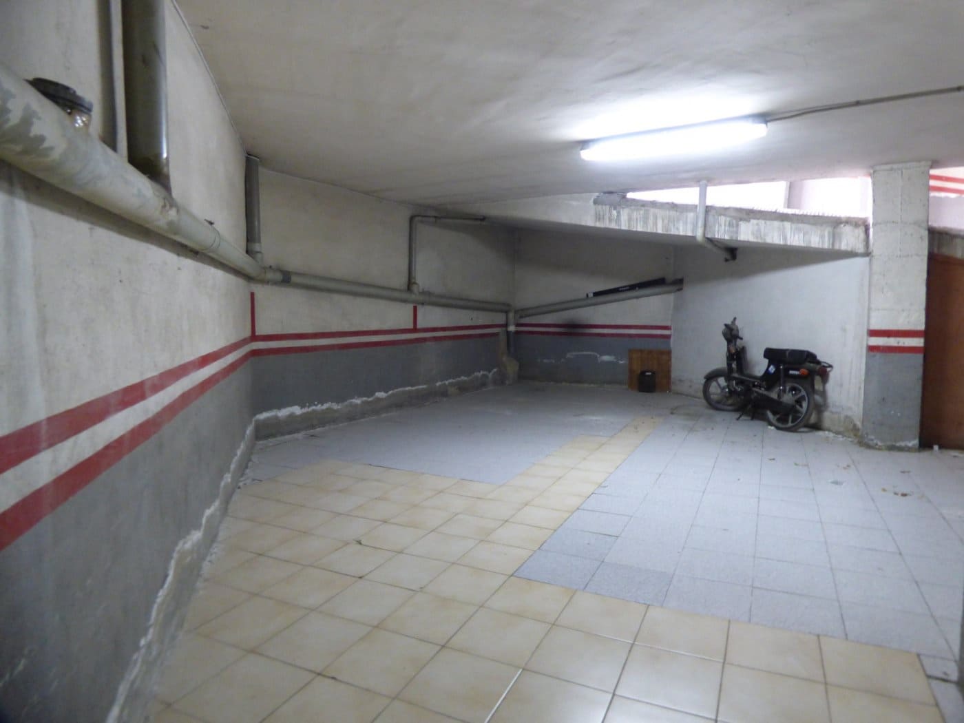 Garage for sale in Igualada - € 8,500 (Ref: 8743561)