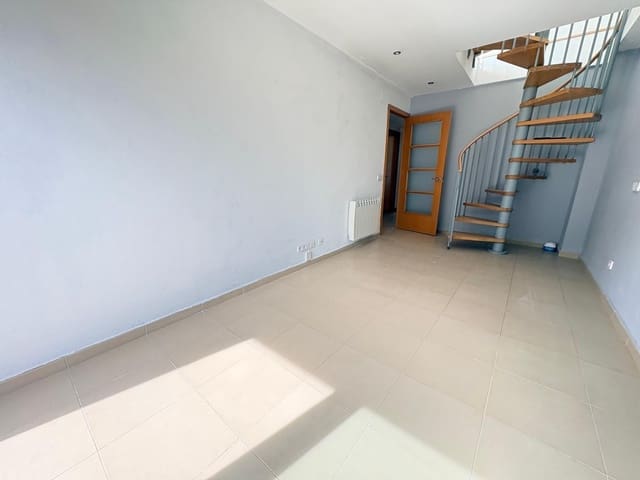 Apartamento de 3 habitaciones en Igualada en venta - 175.000 € (Ref: 8763243)