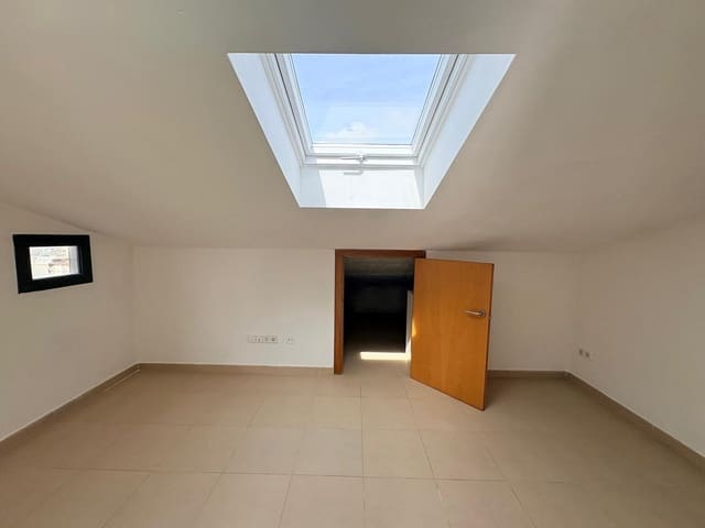 Apartamento de 3 habitaciones en Igualada en venta - 175.000 € (Ref: 8763243)