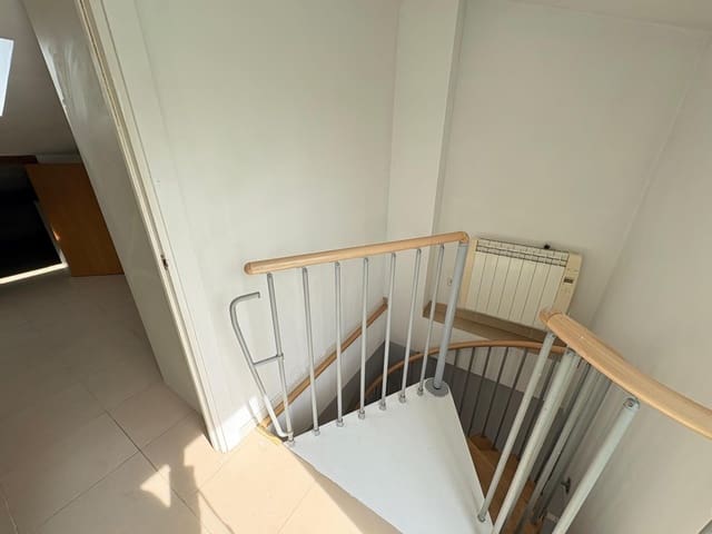 Apartamento de 3 habitaciones en Igualada en venta - 175.000 € (Ref: 8763243)