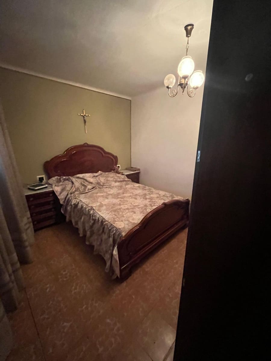 7 bedroom Finca/Country House for sale in Vilanova del Cami - € 275,000 (Ref: 8763247)