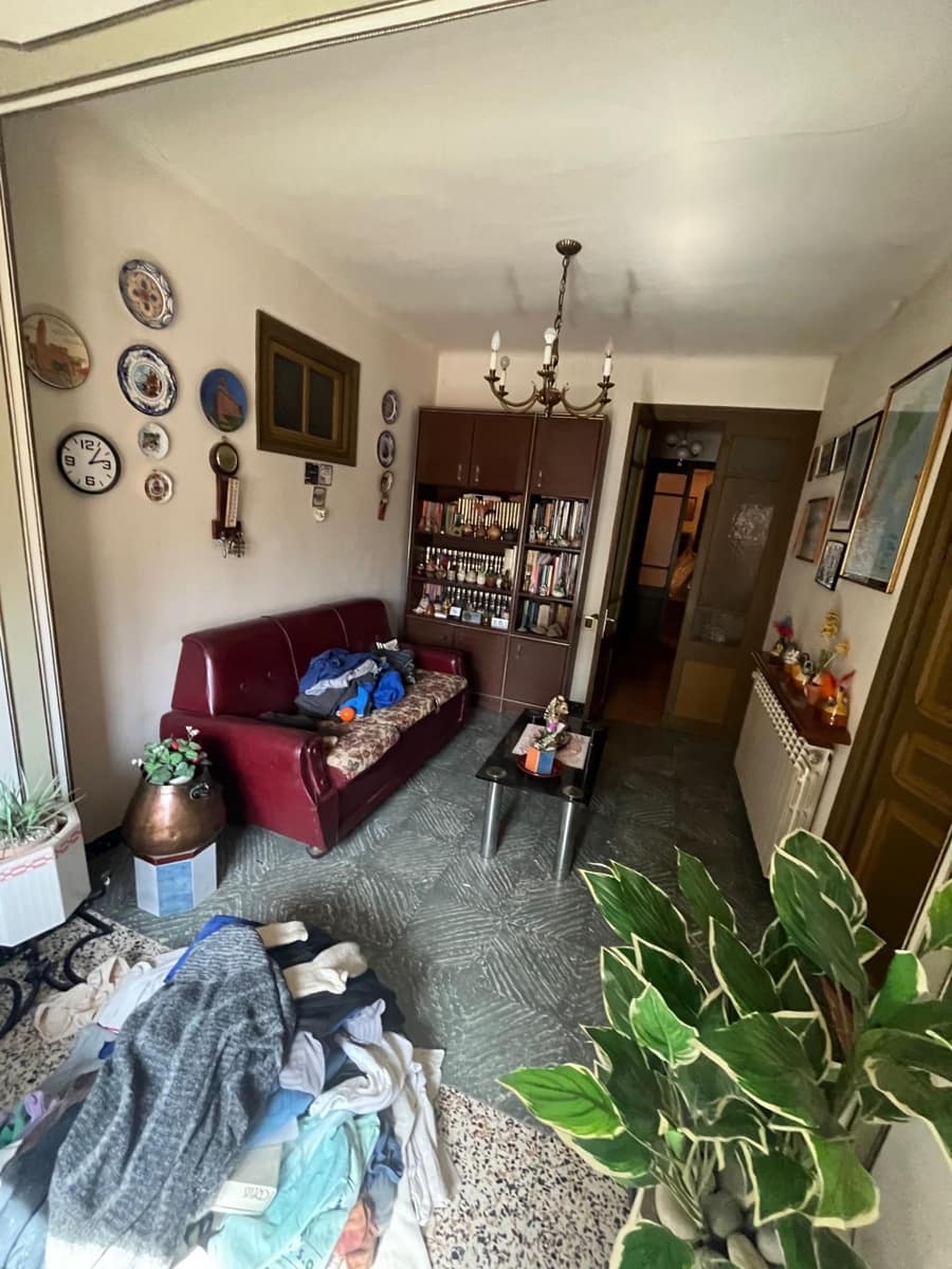 7 bedroom Finca/Country House for sale in Vilanova del Cami - € 275,000 (Ref: 8763247)