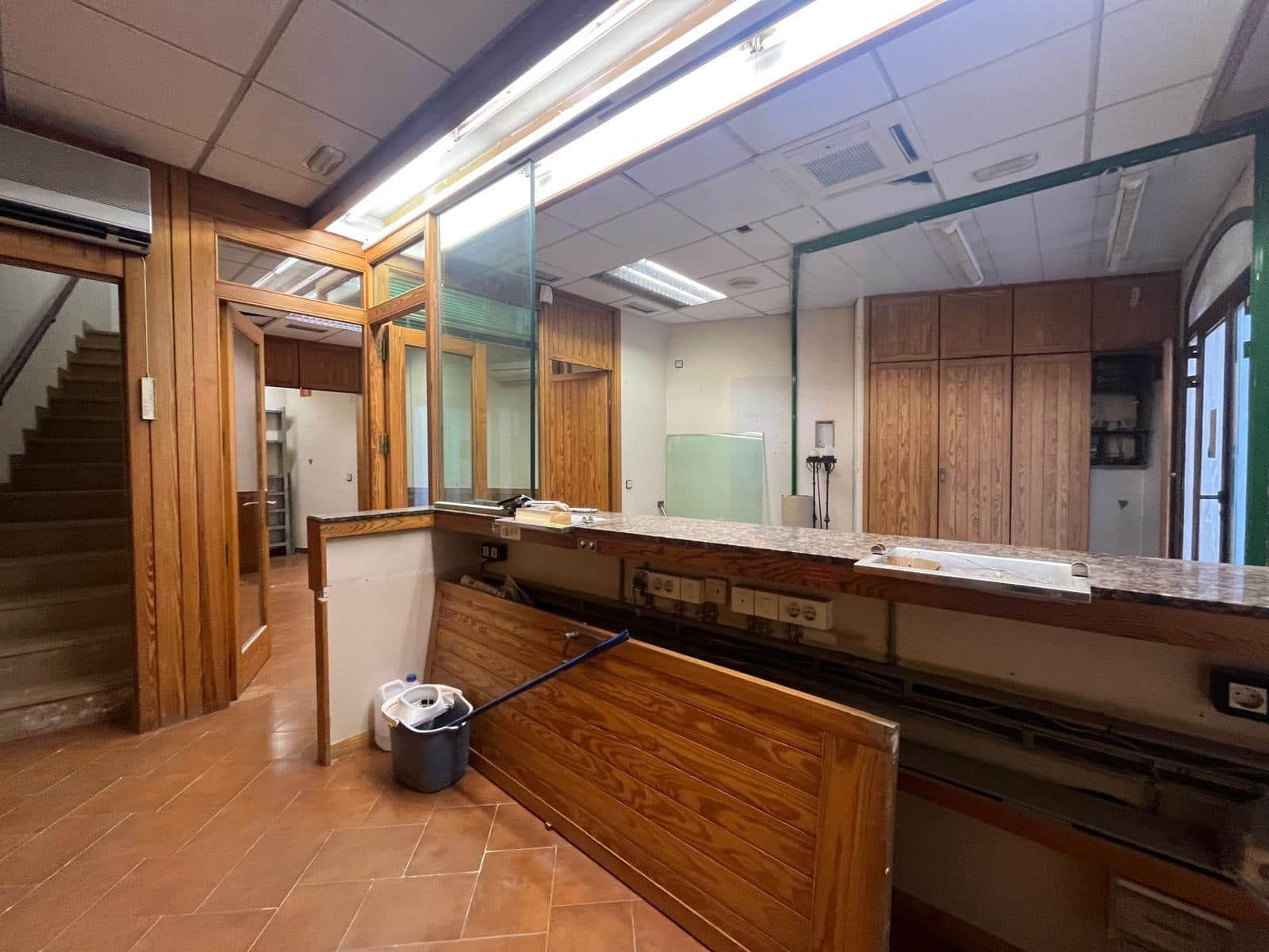 Commercieel te koop in Sant Marti de Tous - € 79.000 (Ref: 8798833)