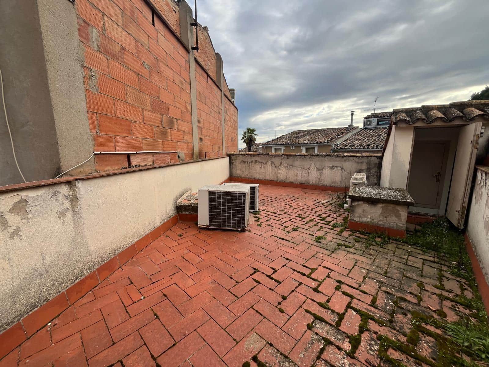 Commercial for sale in Sant Marti de Tous - € 79,000 (Ref: 8798833)