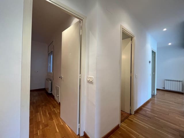 3 soveværelse Lejlighed til salg i Igualada - € 160.000 (Ref: 8817715)