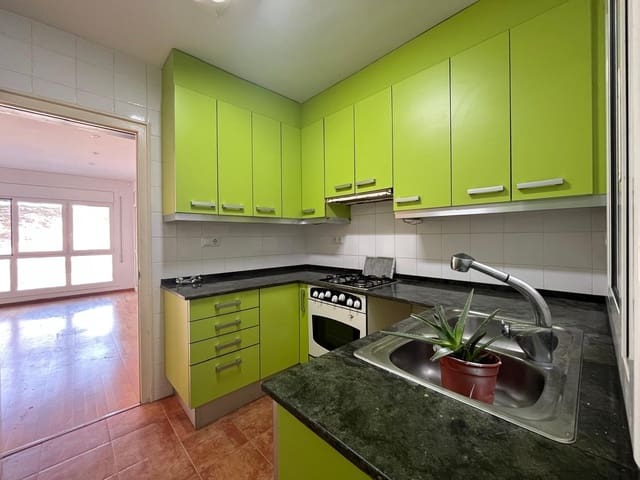 3 bedroom Flat for sale in Igualada - € 160,000 (Ref: 8817715)