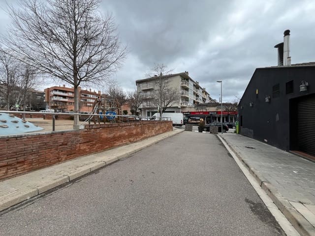 Kaupallinen myytävänä paikassa Igualada - 240 000 € (Ref: 8874724)