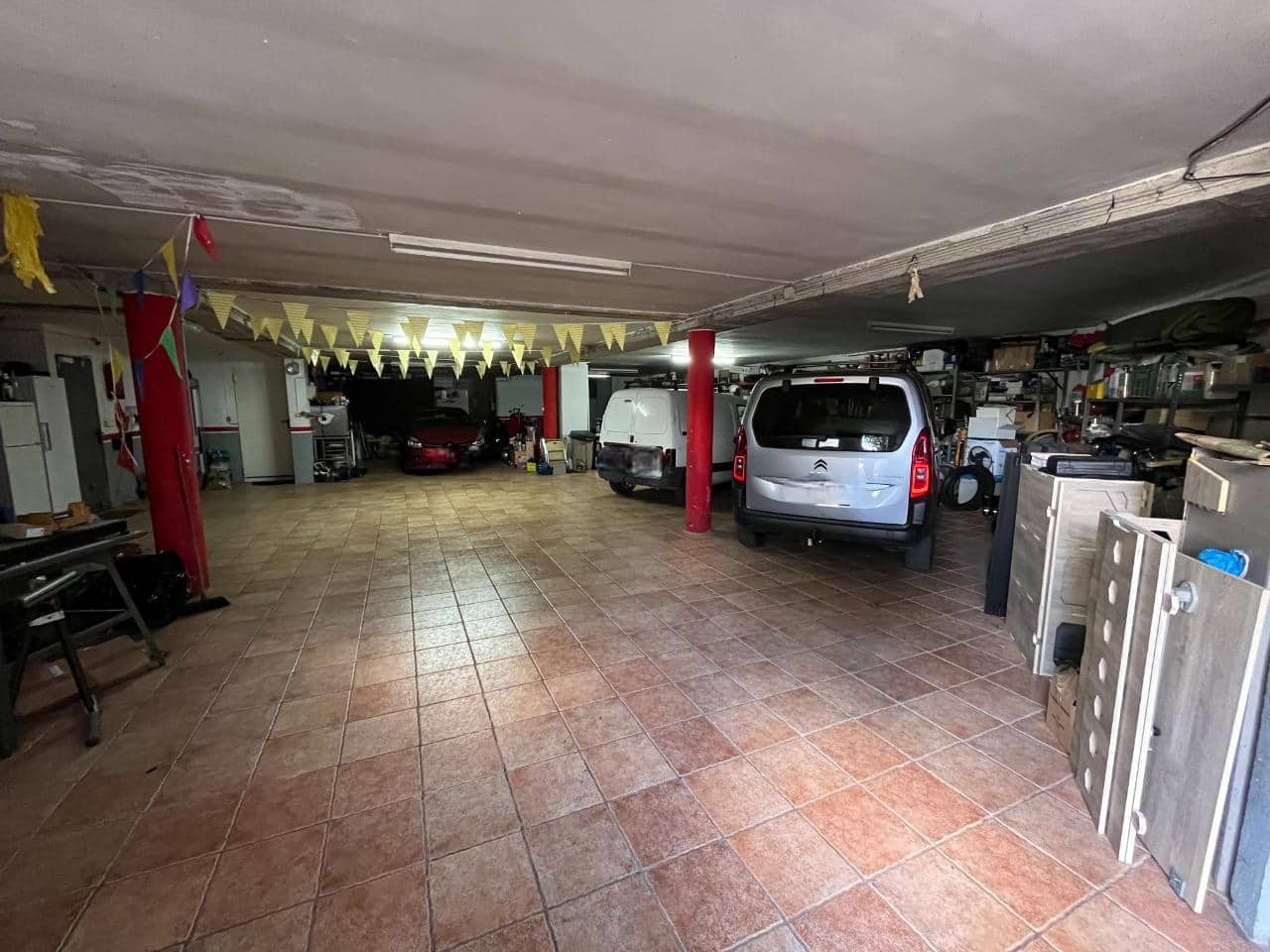 4 soveværelse Villa til salg i Igualada med swimmingpool garage - € 612.000 (Ref: 8874725)