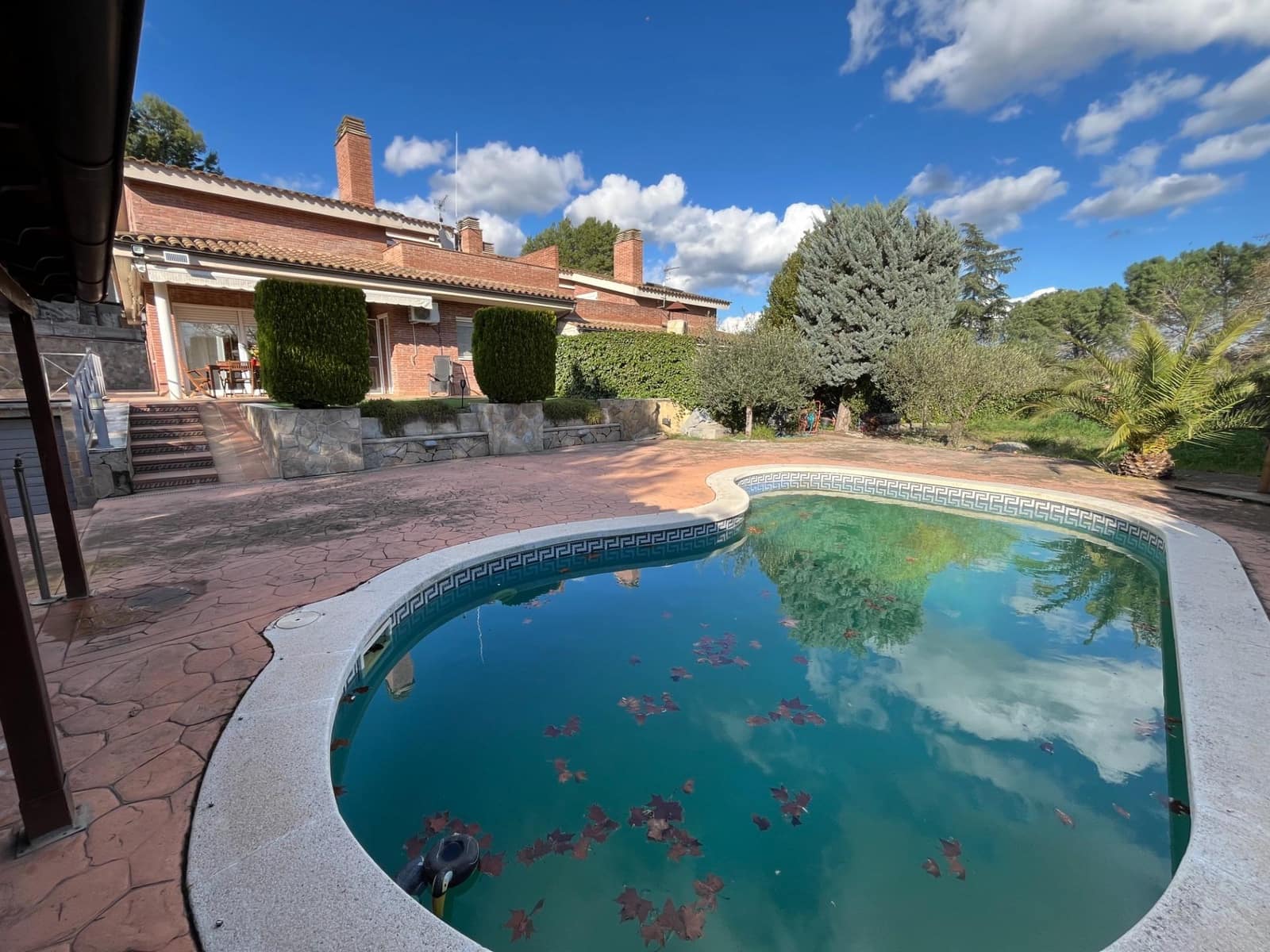 4 soveværelse Villa til salg i Igualada med swimmingpool garage - € 612.000 (Ref: 8874725)