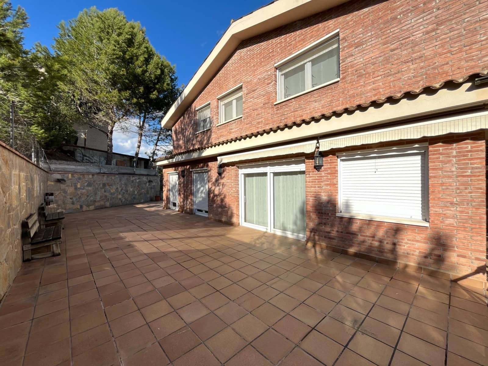 4 soveværelse Villa til salg i Igualada med swimmingpool garage - € 612.000 (Ref: 8874725)