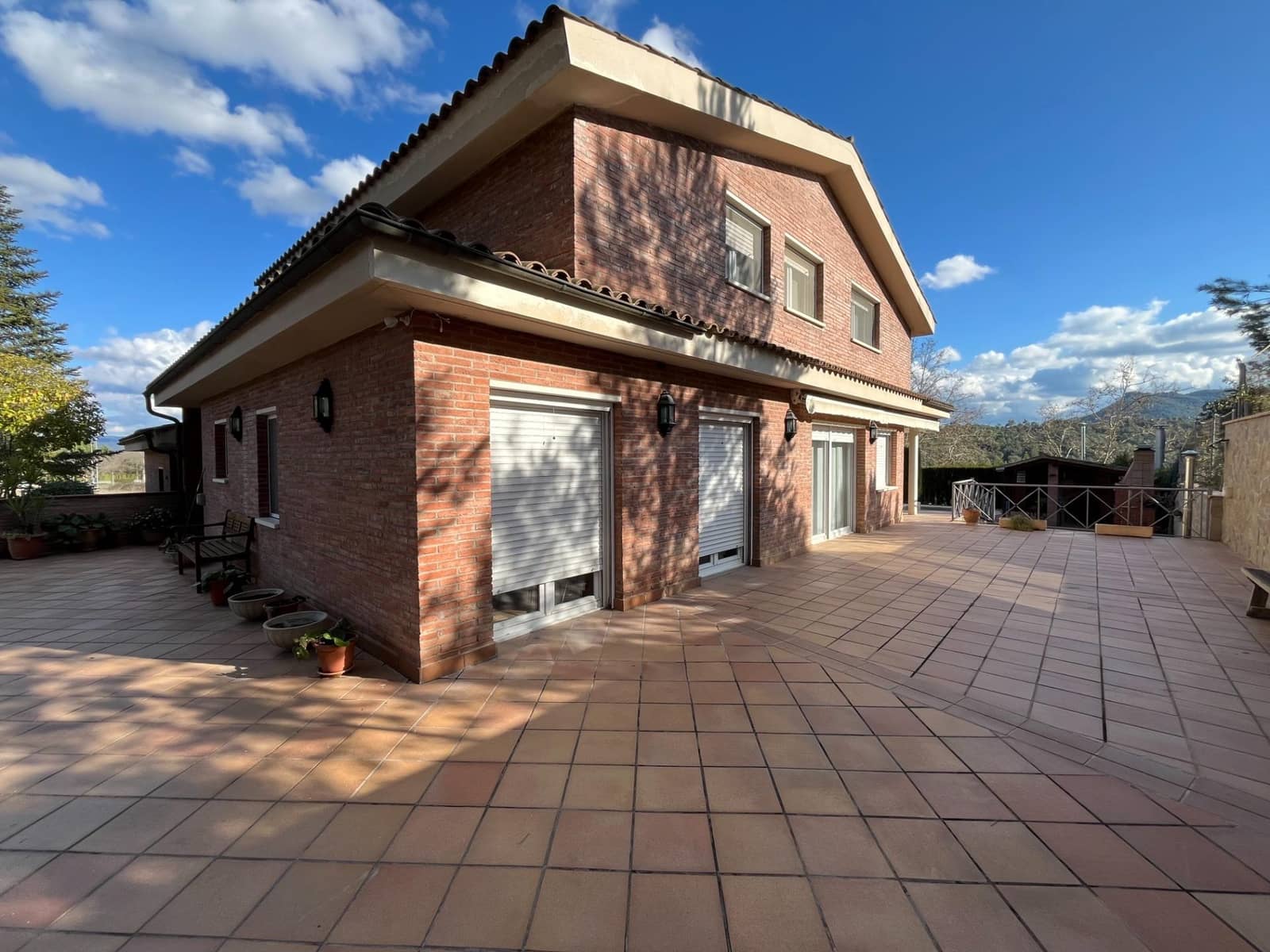 4 soveværelse Villa til salg i Igualada med swimmingpool garage - € 612.000 (Ref: 8874725)