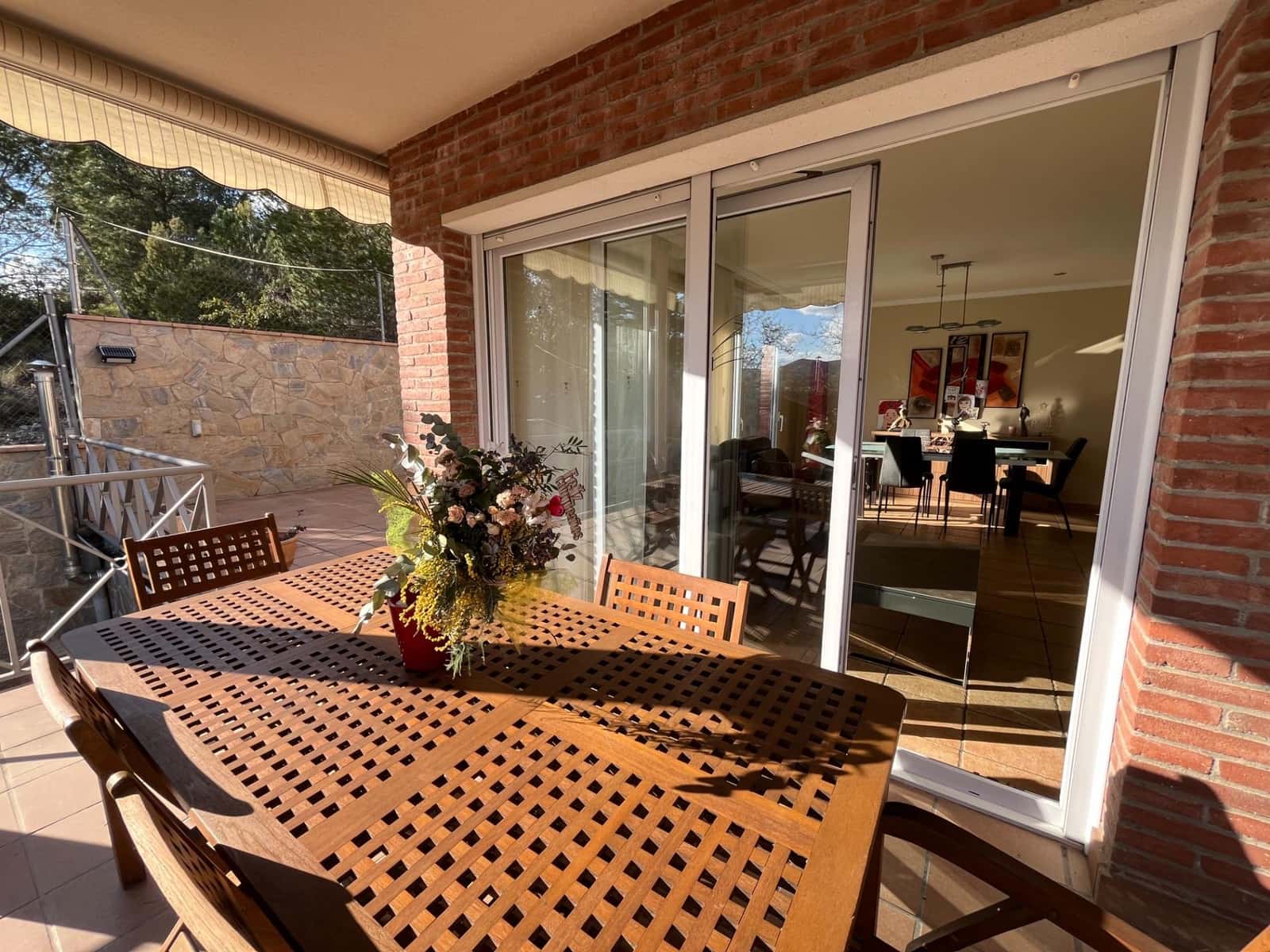 4 soveværelse Villa til salg i Igualada med swimmingpool garage - € 612.000 (Ref: 8874725)