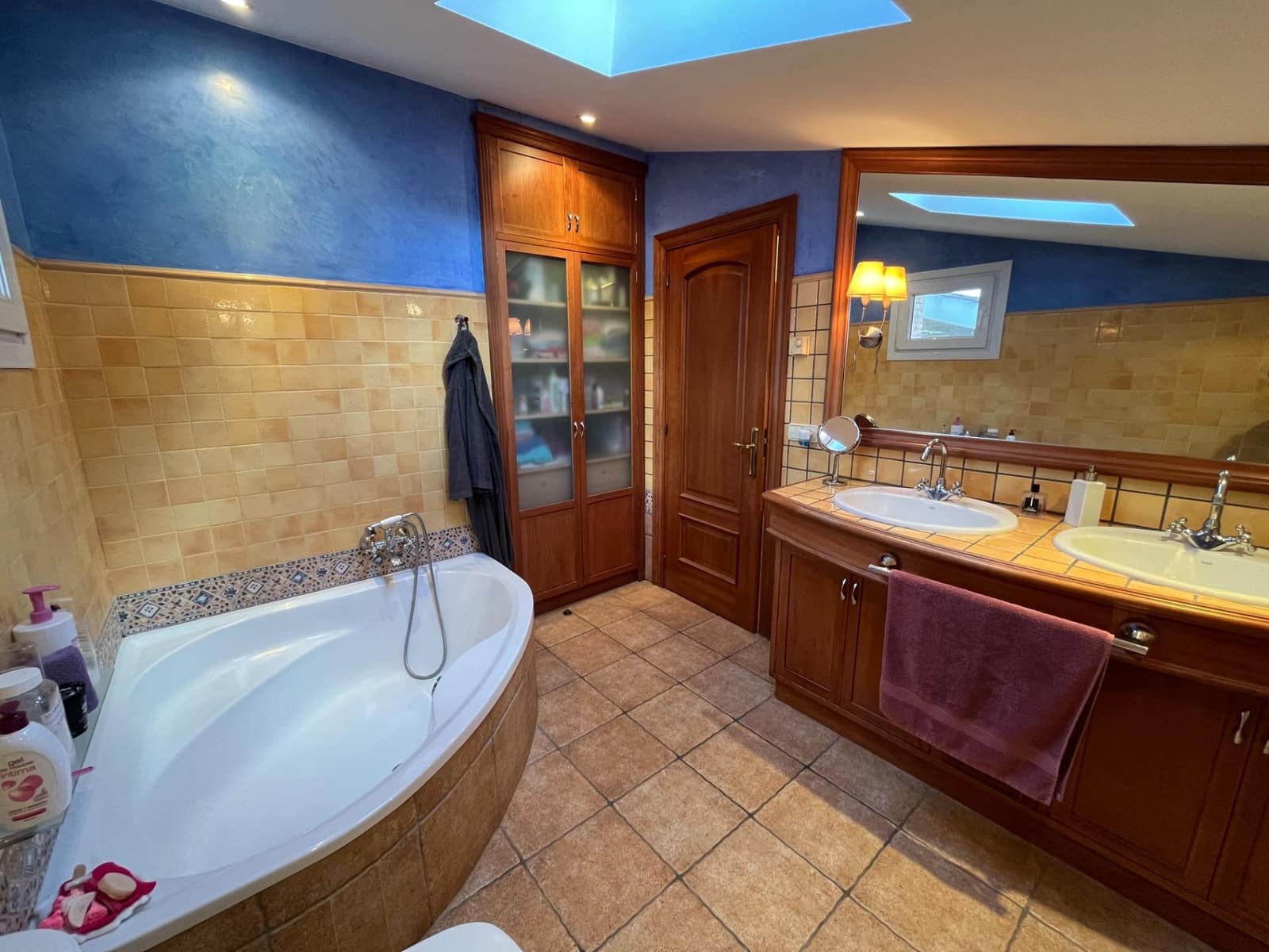 4 soveværelse Villa til salg i Igualada med swimmingpool garage - € 612.000 (Ref: 8874725)