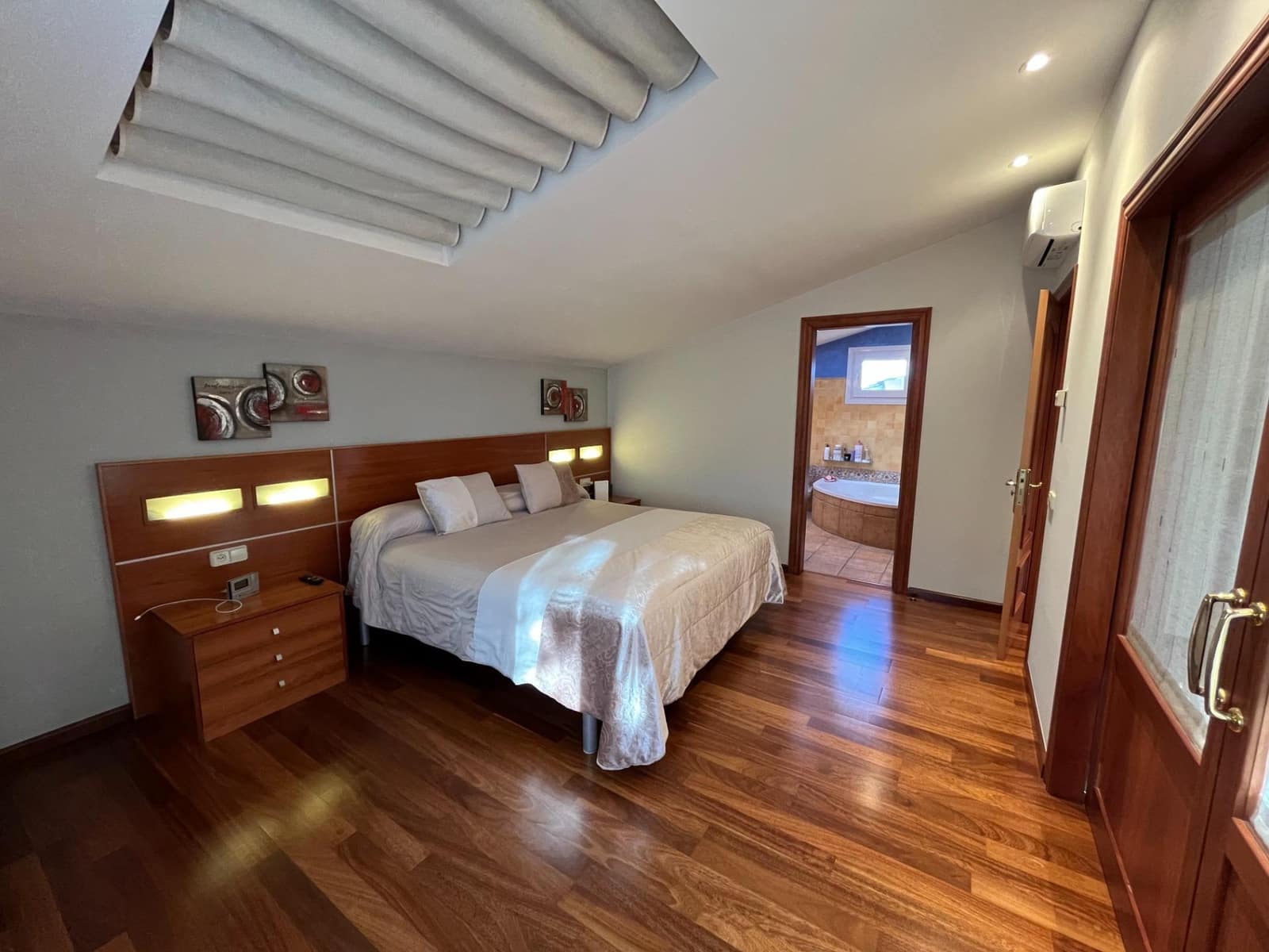 4 soveværelse Villa til salg i Igualada med swimmingpool garage - € 612.000 (Ref: 8874725)