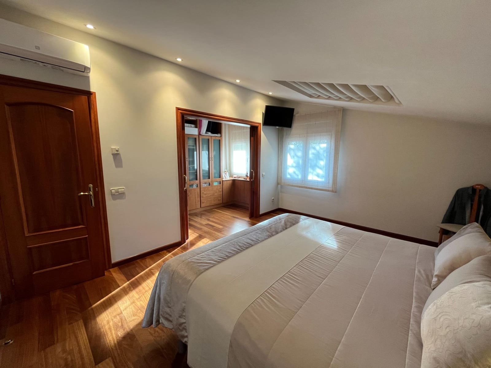 4 soveværelse Villa til salg i Igualada med swimmingpool garage - € 612.000 (Ref: 8874725)