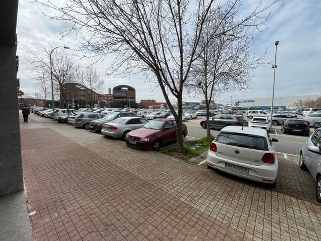 Gewerbe zu vermieten in Igualada - 750 € (Ref: 8881583)