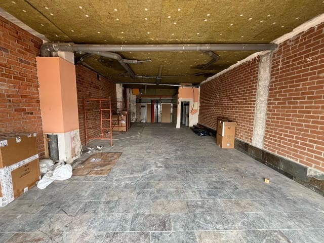 Comercial para venda em Igualada - 95 000 € (Ref: 8881584)