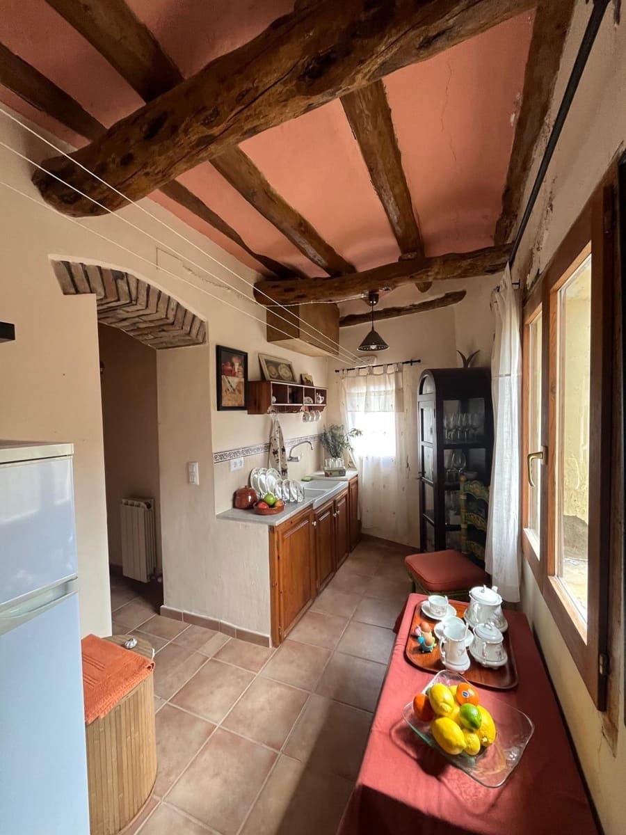 4 bedroom Finca/Country House for sale in Argencola - € 225,750 (Ref: 8946824)