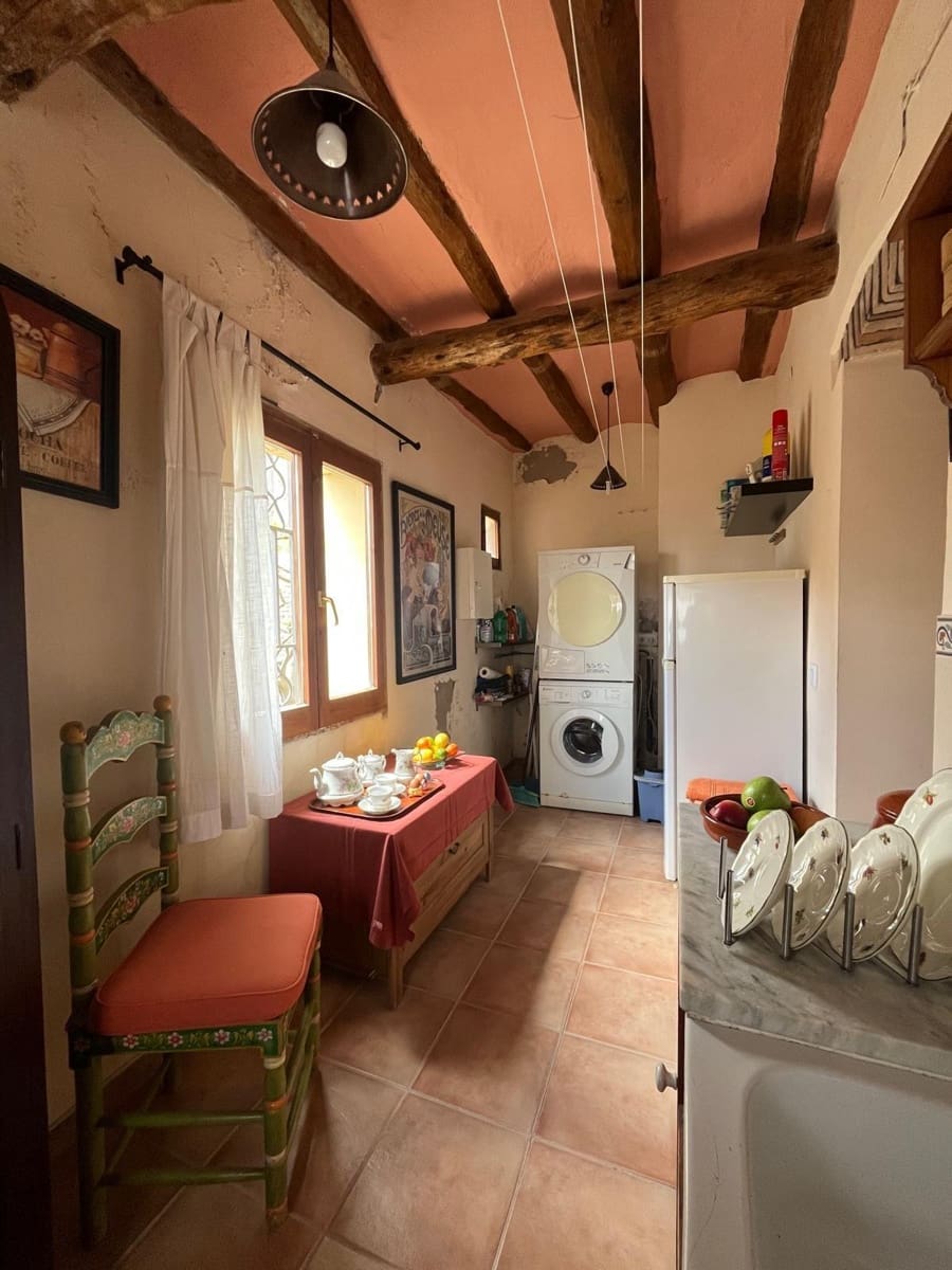 4 bedroom Finca/Country House for sale in Argencola - € 225,750 (Ref: 8946824)