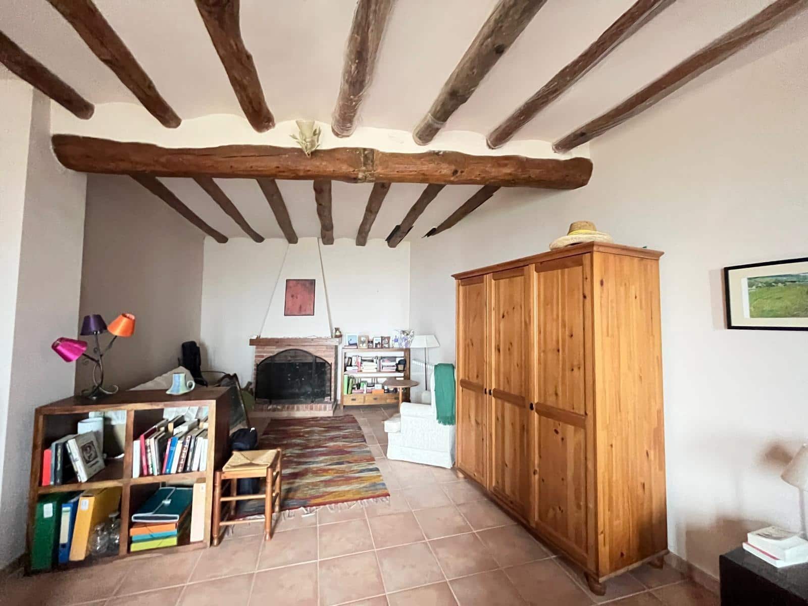 4 bedroom Finca/Country House for sale in Argencola - € 225,750 (Ref: 8946824)