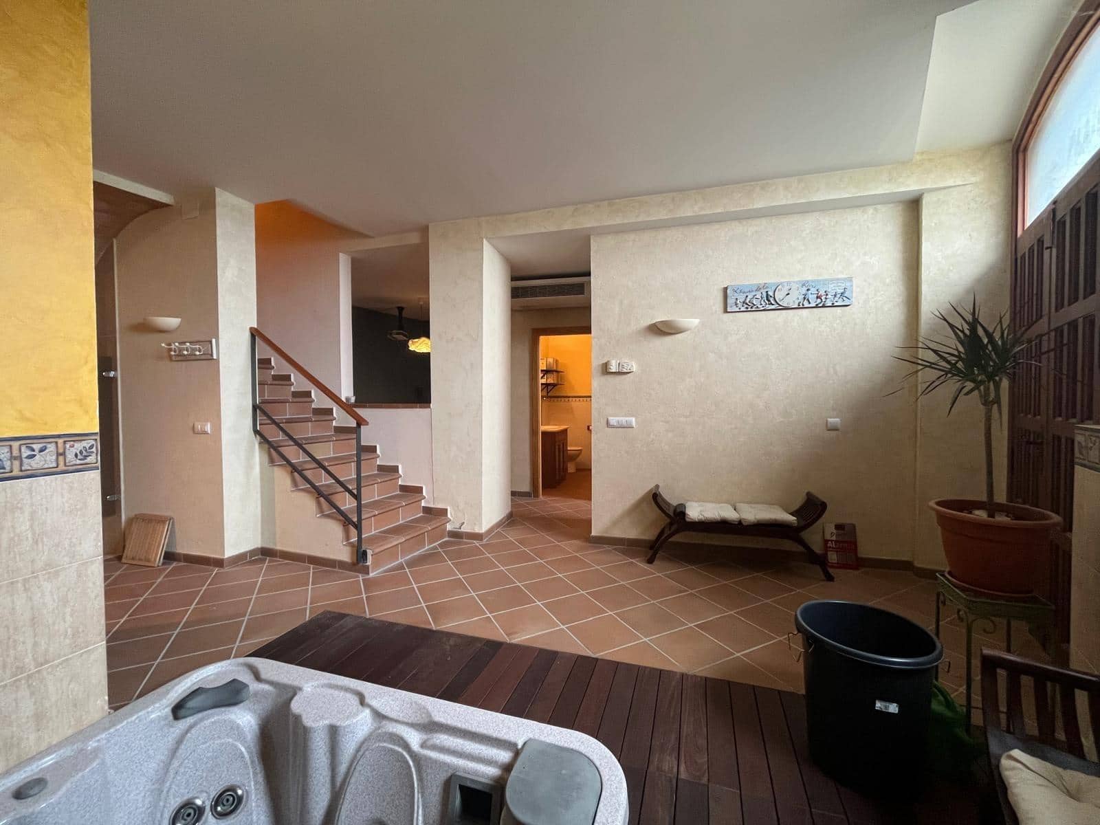 4 bedroom Finca/Country House for sale in Argencola - € 225,750 (Ref: 8946824)