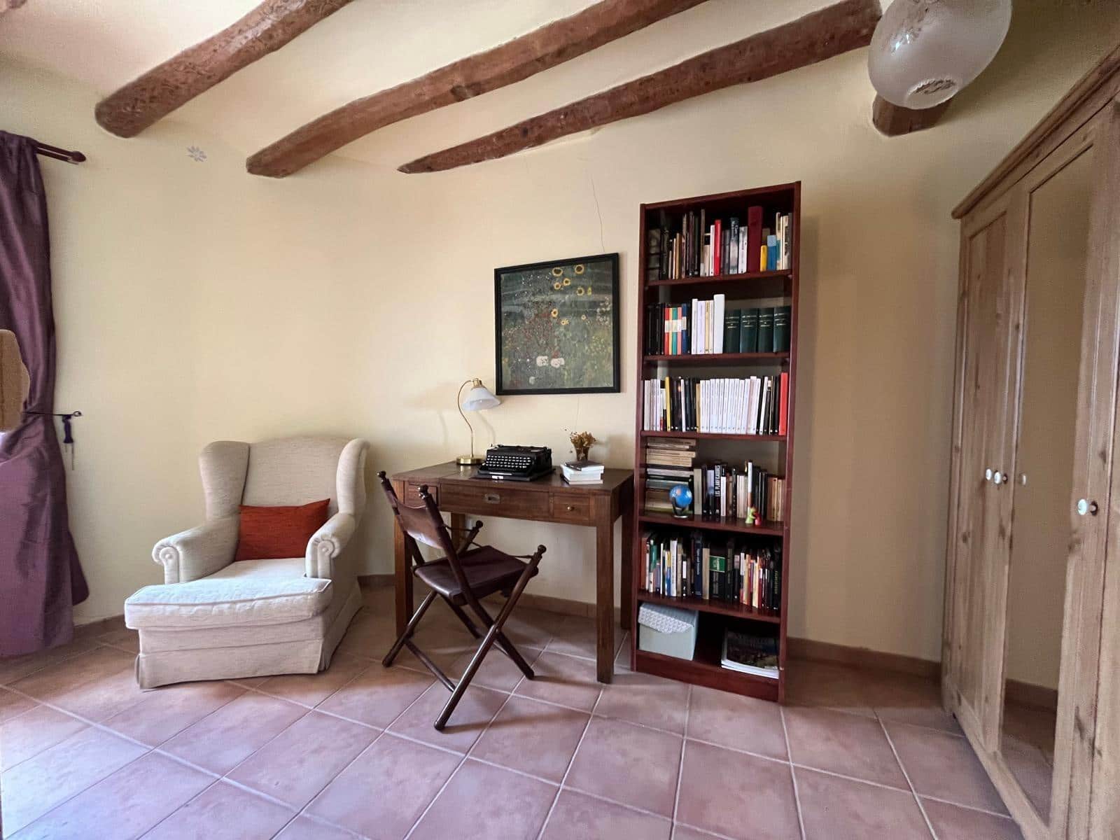 4 bedroom Finca/Country House for sale in Argencola - € 225,750 (Ref: 8946824)