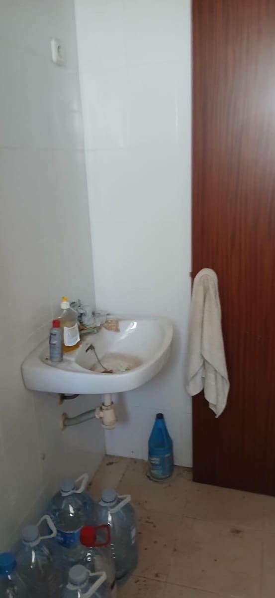 Kaupallinen myytävänä paikassa Cambrils mukana uima-altaan - 200 000 € (Ref: 8957074)