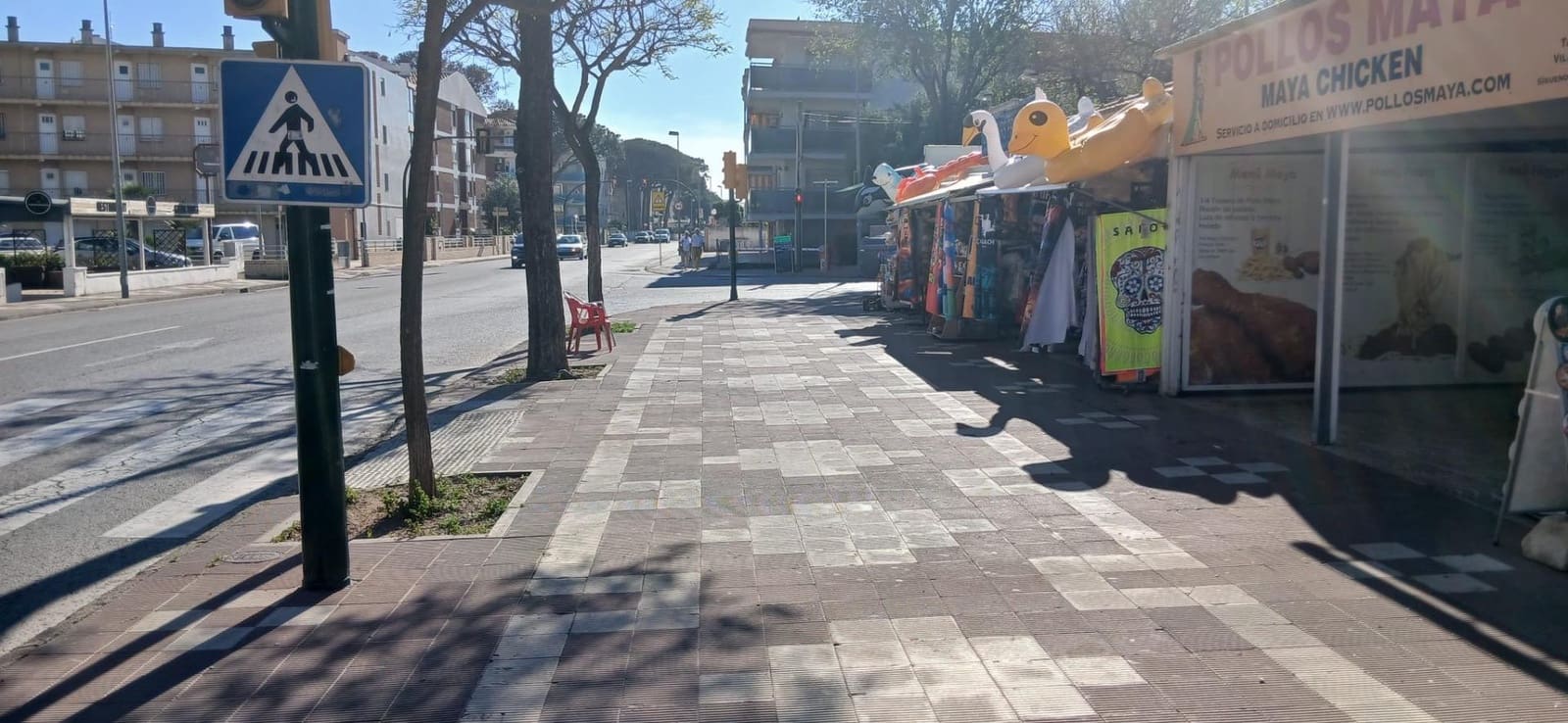 Kaupallinen myytävänä paikassa Cambrils mukana uima-altaan - 200 000 € (Ref: 8957074)