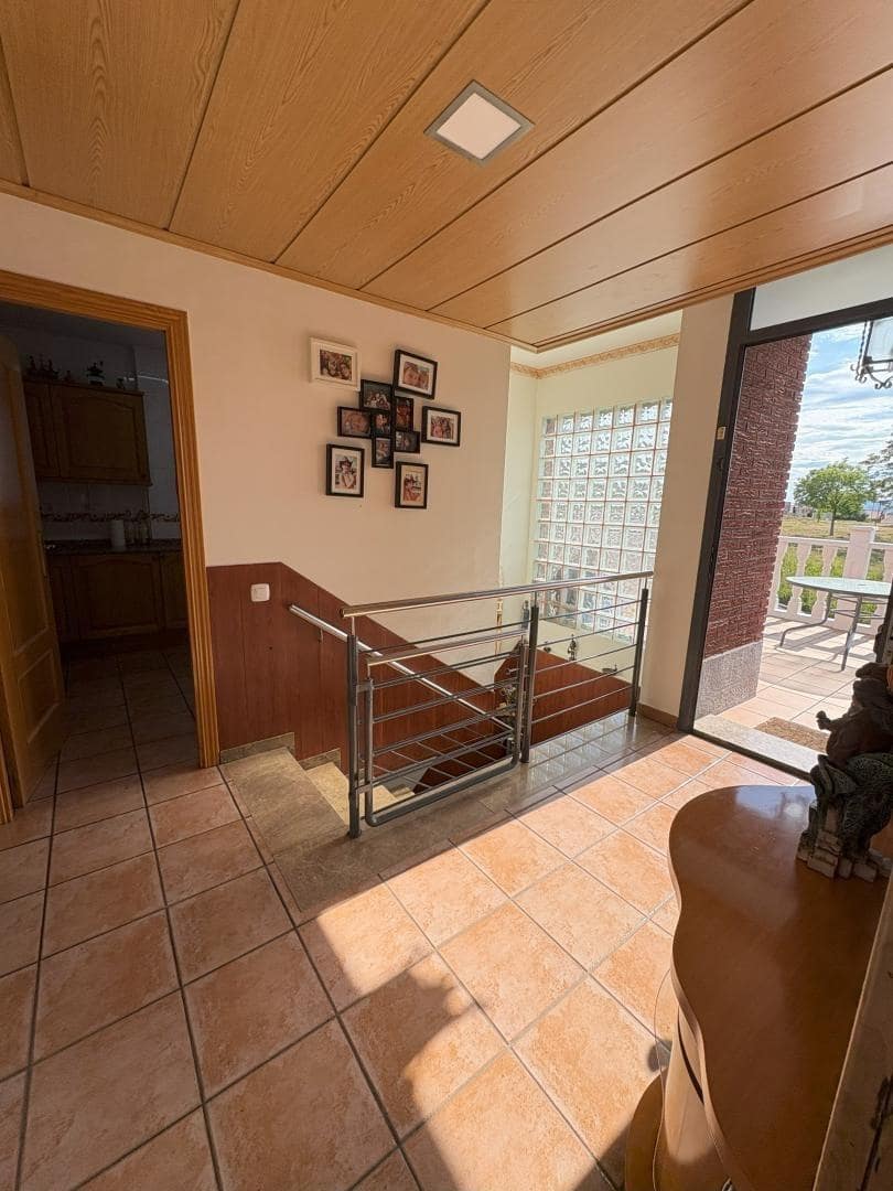 4 quarto Moradia para venda em Masquefa com piscina garagem - 429 000 € (Ref: 9024138)