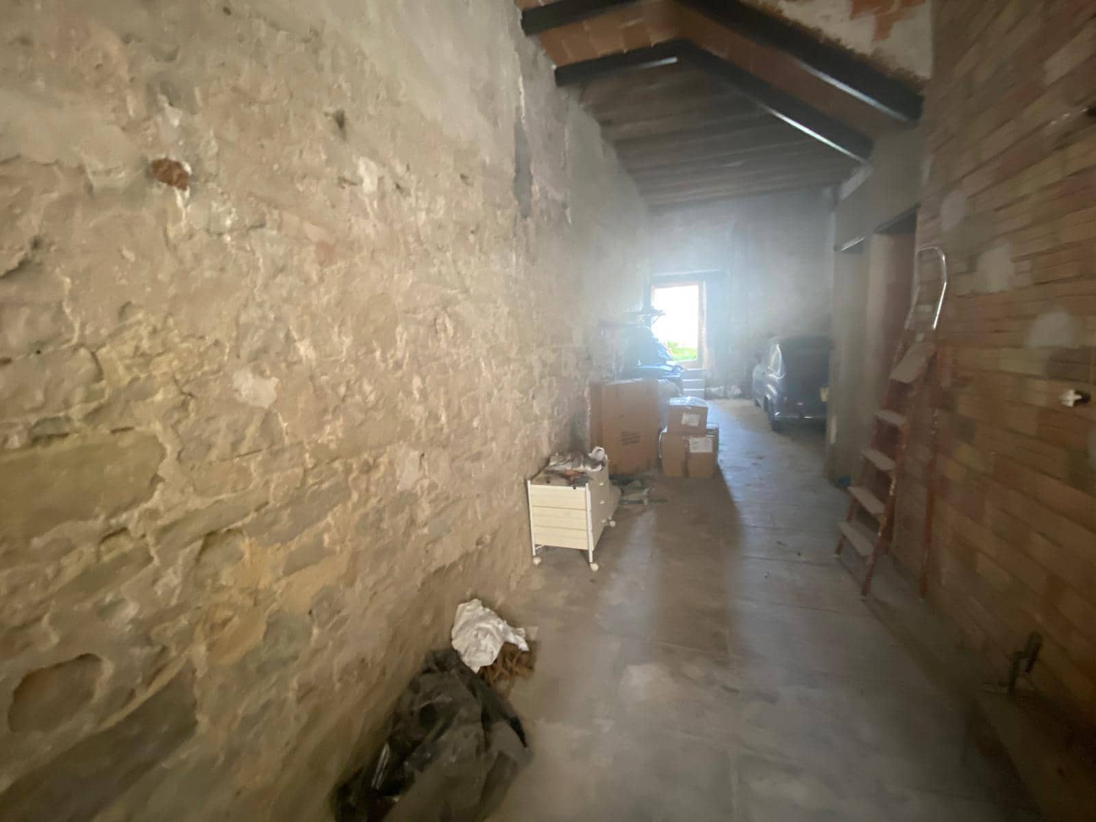 4 makuuhuone Omakotitalo myytävänä paikassa Santa Coloma de Queralt mukana 
autotalli - 86 000 € (Ref: 9034457)