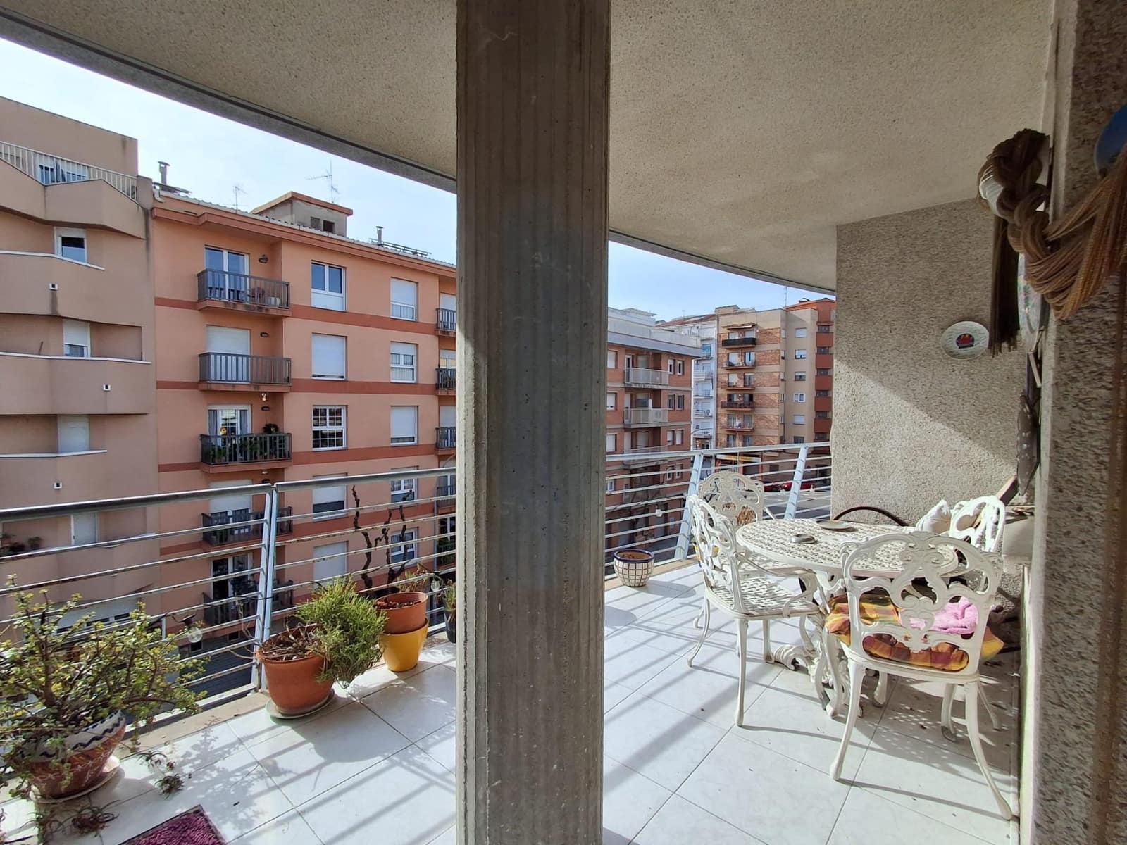 3 slaapkamer Appartement te koop in Igualada - € 270.000 (Ref: 9065156)