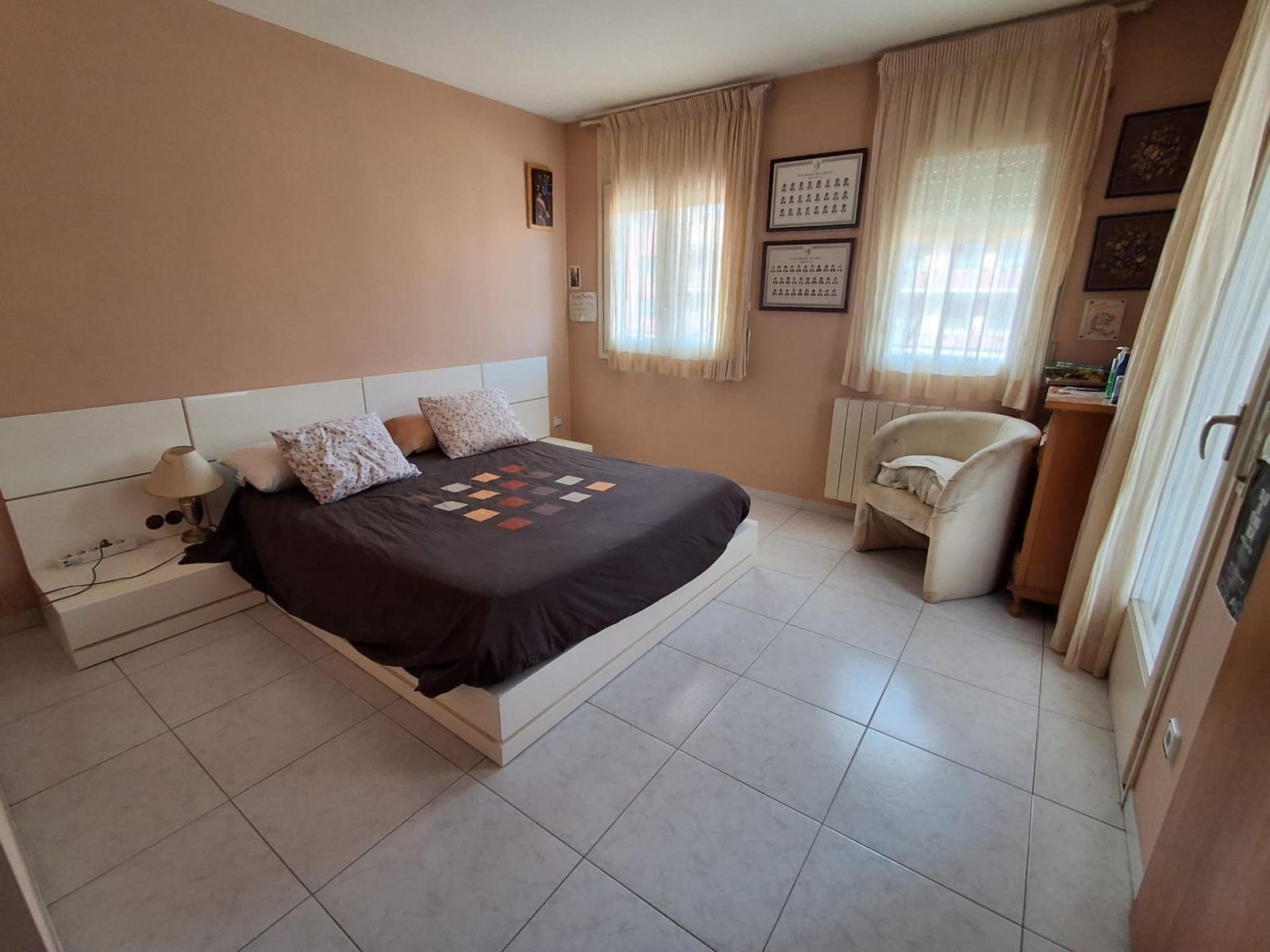 3 slaapkamer Appartement te koop in Igualada - € 270.000 (Ref: 9065156)