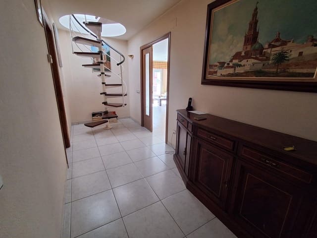 3 sovrum Lägenhet till salu i Igualada - 270 000 € (Ref: 9065156)