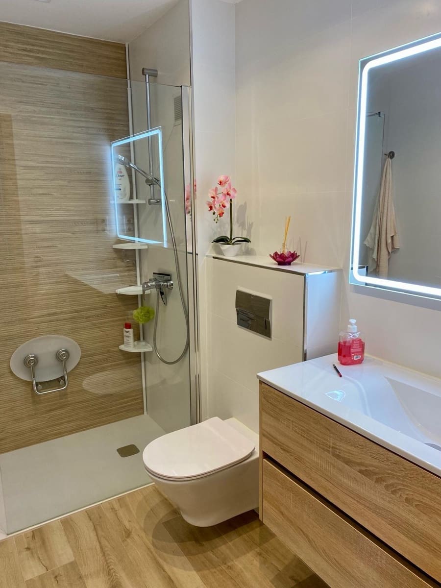 2 soveværelse Penthouse til salg i Salou med swimmingpool garage - € 235.000 (Ref: 9089755)